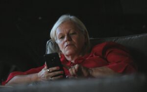 Empréstimo consignado online: análise comparativa das plataformas e suas taxas para 2025