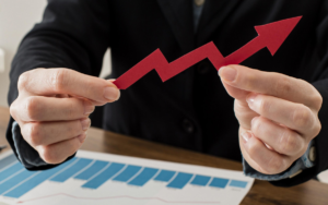 Desaceleração no crescimento do crédito: quais as consequências para quem busca dinheiro agora?